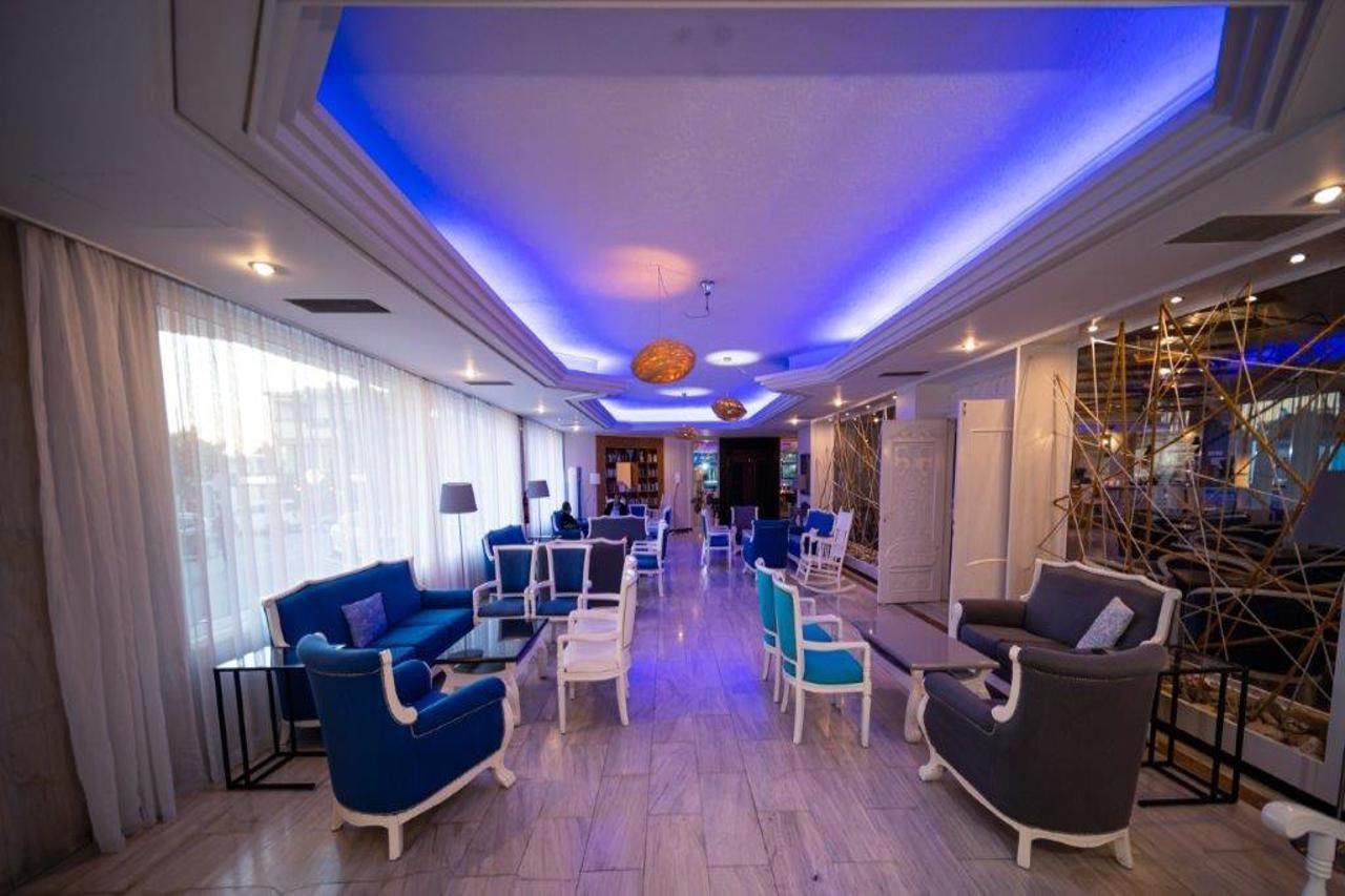 Nereus Hotel Paphos Exterior foto
