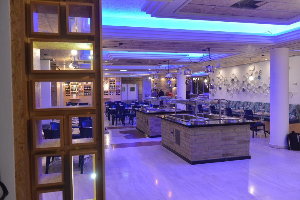Nereus Hotel Paphos Exterior foto